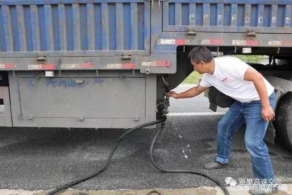 货车加水需要什么设备（货车加水的作用）