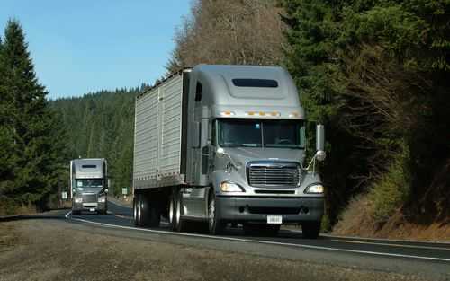 TR100卡车T和R是什么意思（卡车truck）