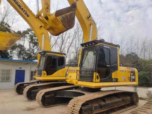 komatsu240是什么牌挖机（sh240是什么挖机）